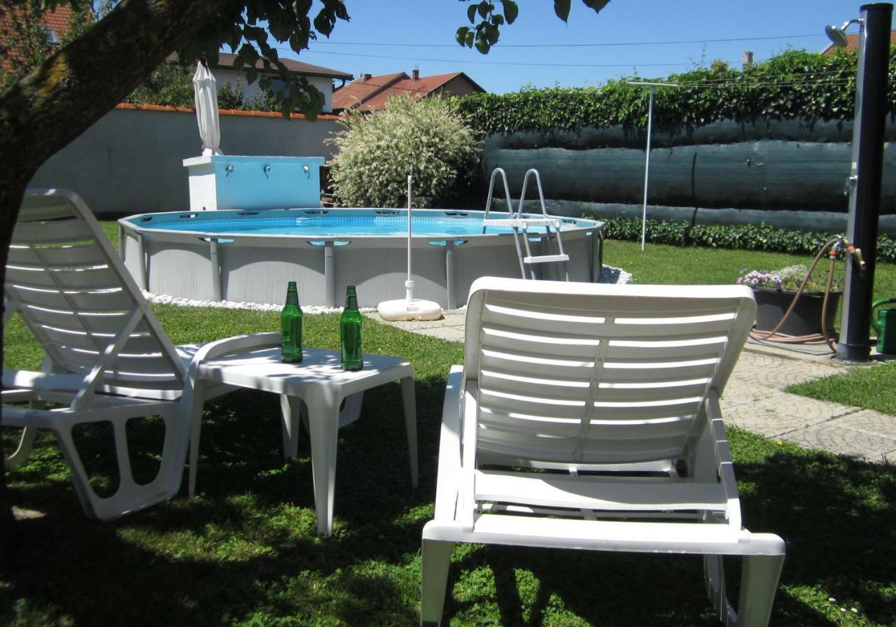 Apartman Tim Όσιγιεκ Εξωτερικό φωτογραφία